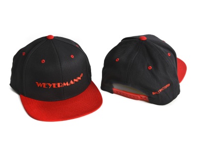 Weyermann® Kappe in schwarz/rot 